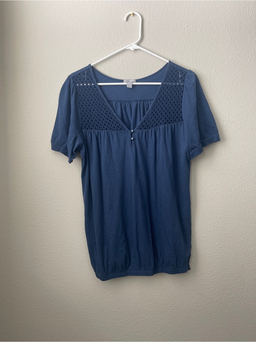 Old Navy Navy Crochet Yoke Short Sleeve Top